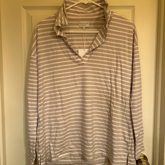 Alice Walk Tops - NWT Alice Walk Women's Striped Long Sleeve Top, Size Large